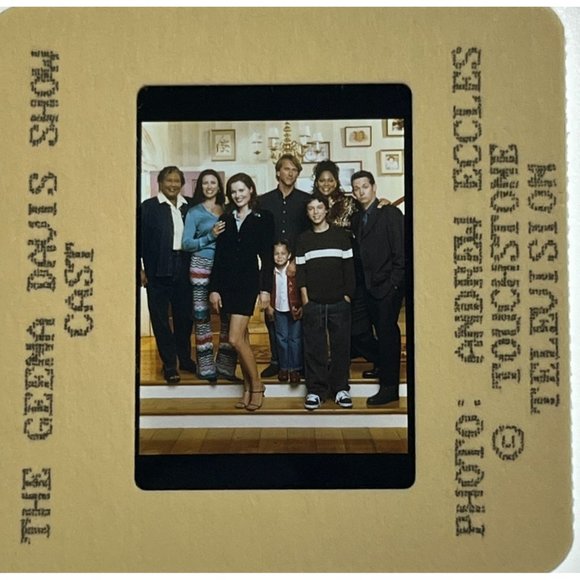 The Geena Davis TV Show Original 35MM Press Slide Cast Kim Coles Peter Horton - Picture 1 of 4
